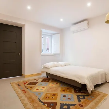 Graca Olival I - Centre Wifi Apartment