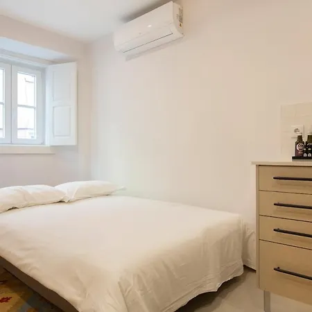 Graca Olival I - Centre Wifi Apartment